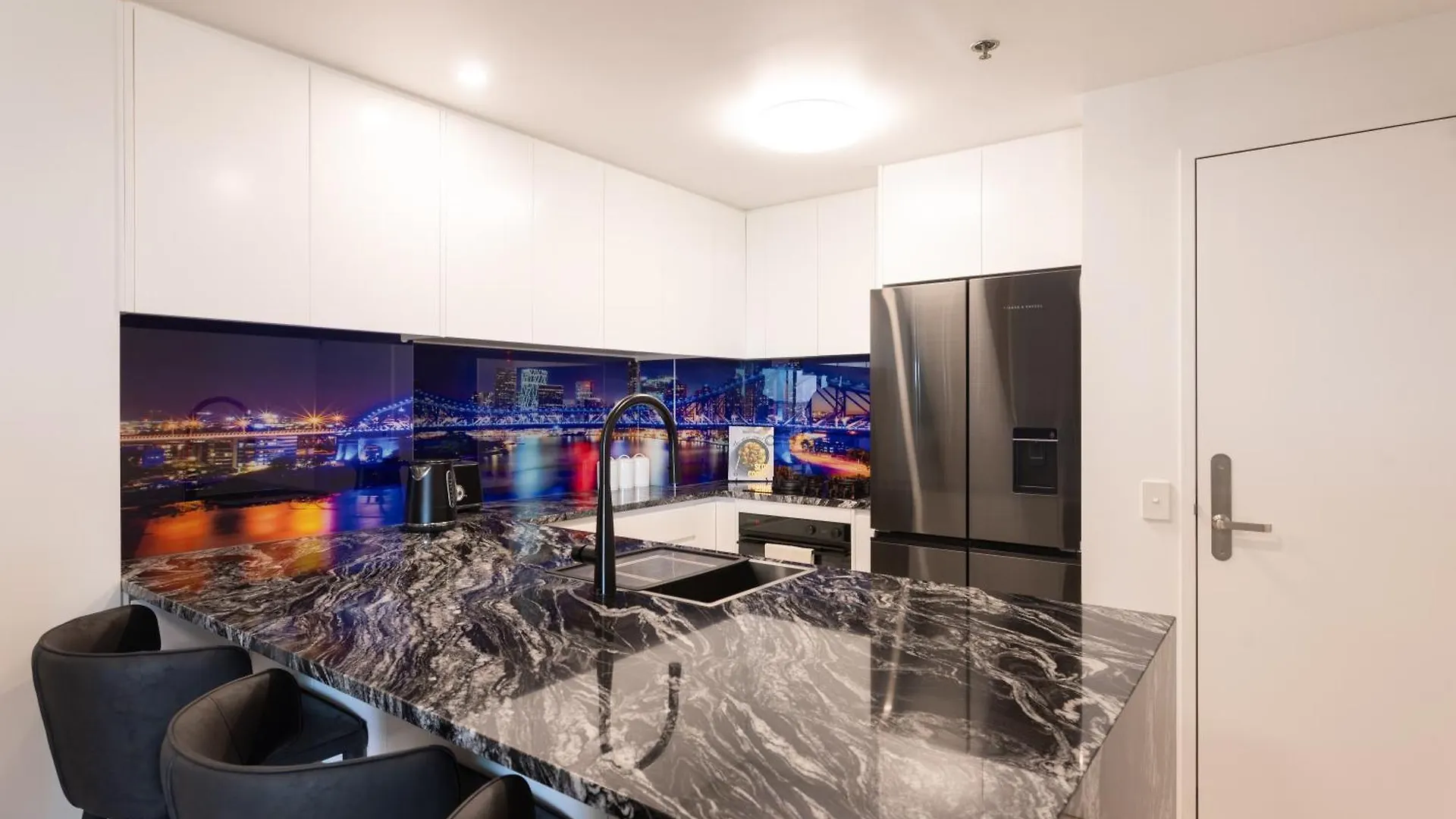 Private Cbd Bedroom In A Shared Apartment On Brisbane River 0*,  Αυστραλία
